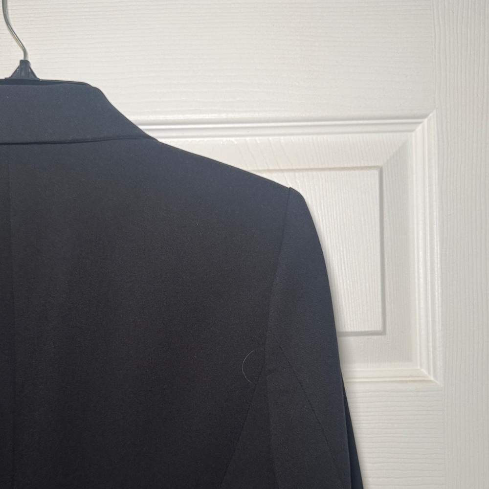 Zara Black Zip-Front Blazer with Shoulder Pads - Picture 13 of 15